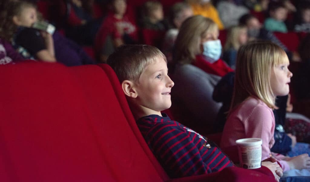 Children in theatre seats
