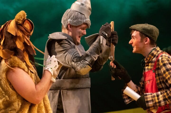 The Wonderful Wizard of Oz cast, mid-performance